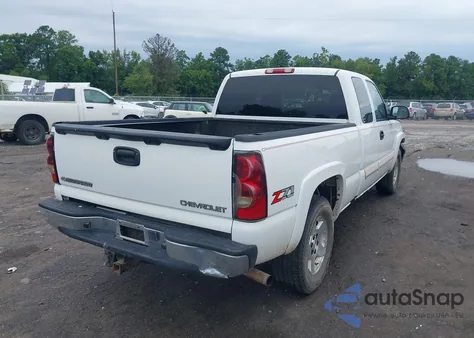 2004 Chevrolet Silverado 1500 Z71 из США, поврежденный, VIN 2GCEK19T841298178